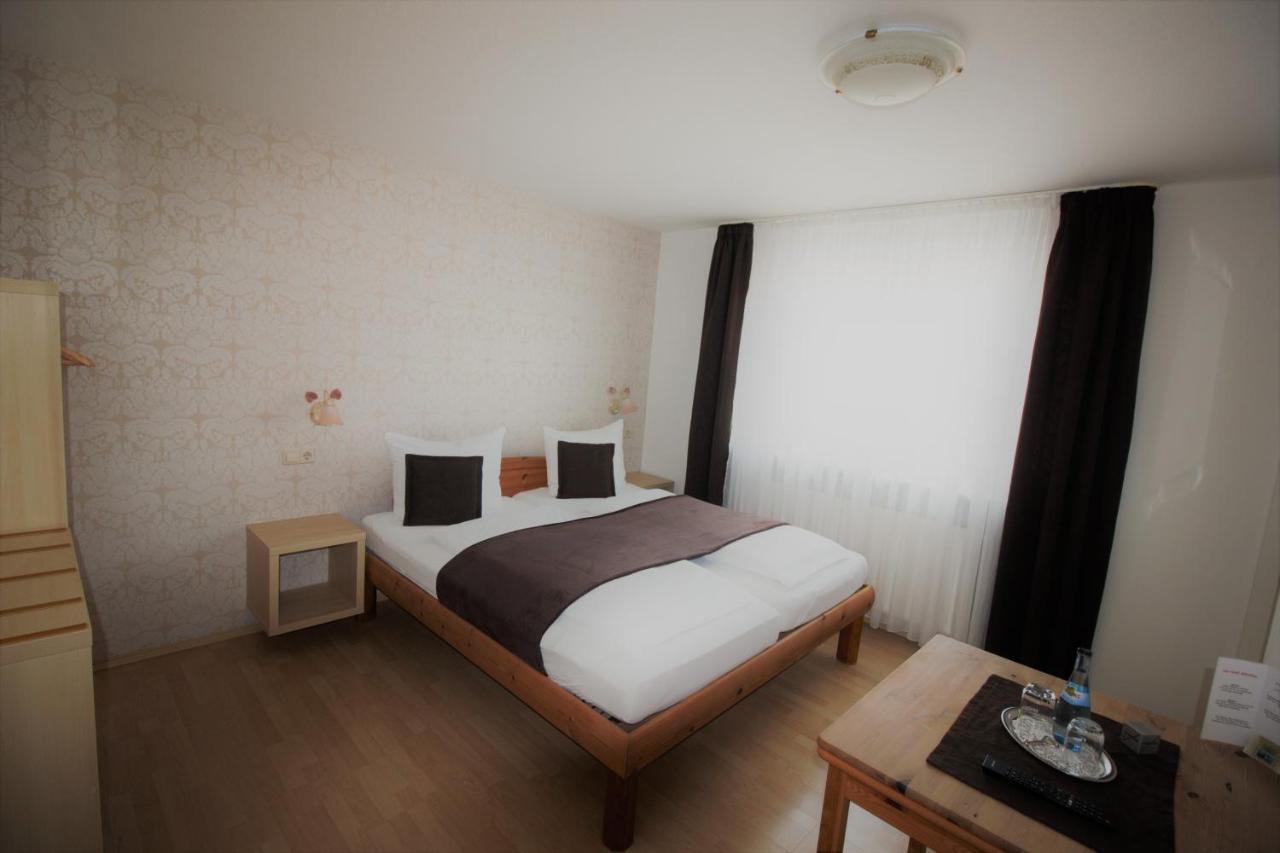 פרידריכסהאפן Hotel Wirtshaus Krone מראה חיצוני תמונה