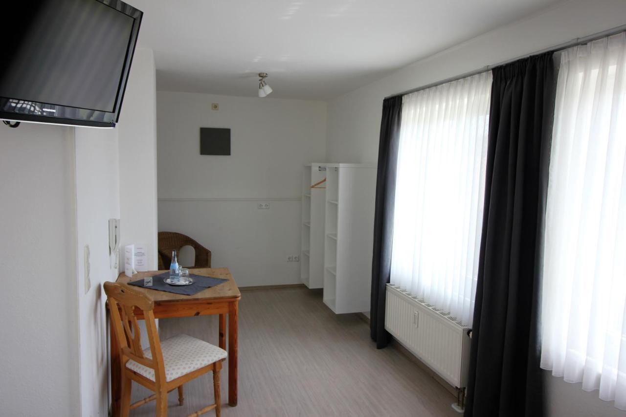 פרידריכסהאפן Hotel Wirtshaus Krone מראה חיצוני תמונה