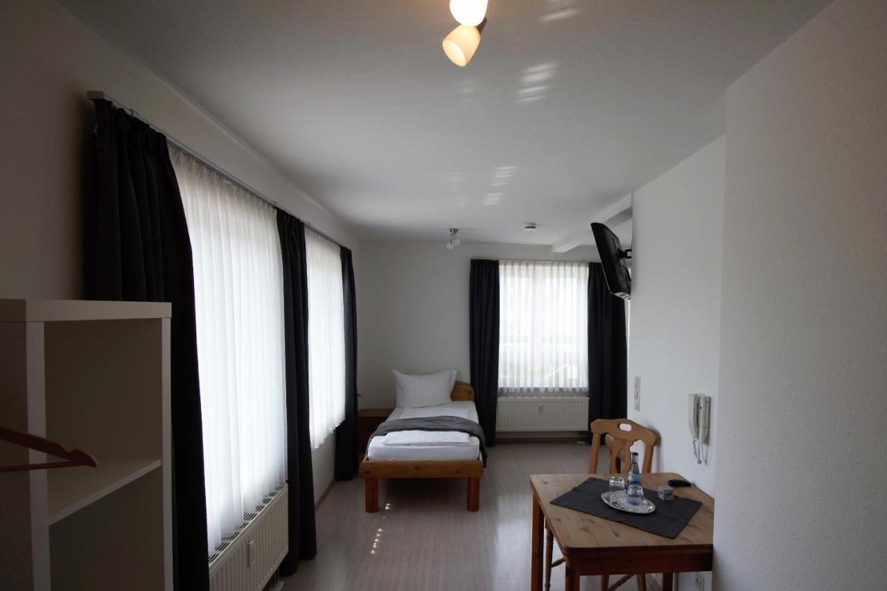 פרידריכסהאפן Hotel Wirtshaus Krone מראה חיצוני תמונה