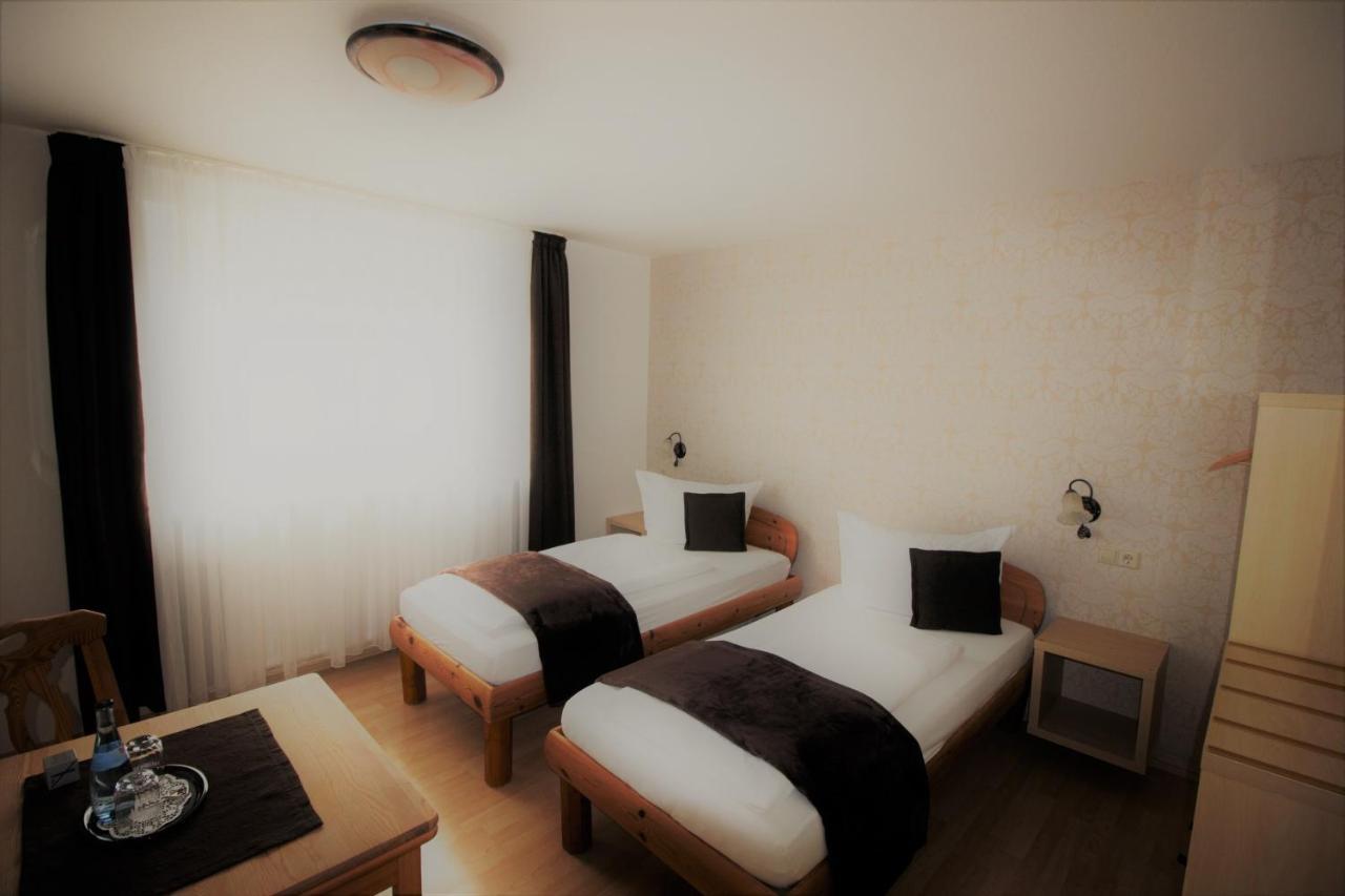 פרידריכסהאפן Hotel Wirtshaus Krone מראה חיצוני תמונה
