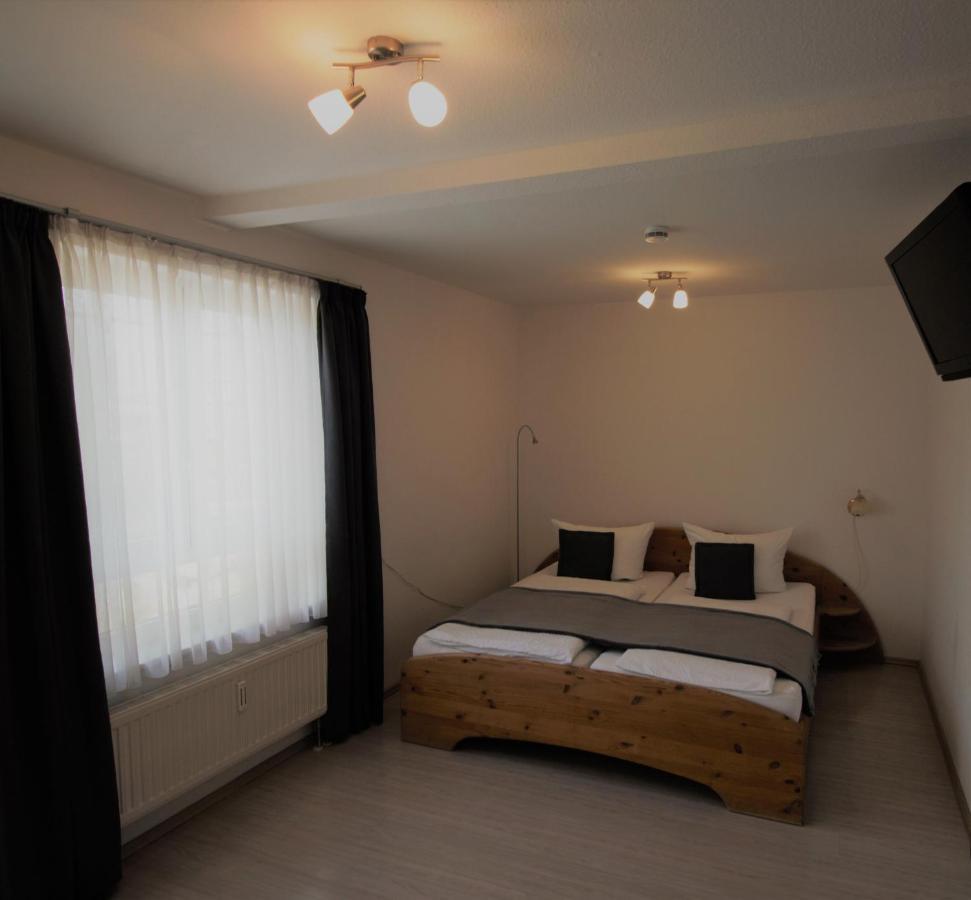 פרידריכסהאפן Hotel Wirtshaus Krone מראה חיצוני תמונה