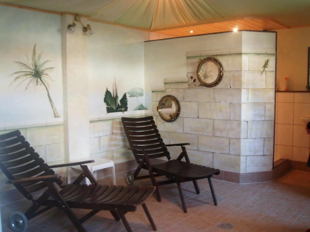 פרידריכסהאפן Hotel Wirtshaus Krone מראה חיצוני תמונה